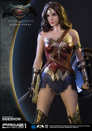 Illustration for article titled This $2K Wonder Woman Statue Will Mess With Your Mind